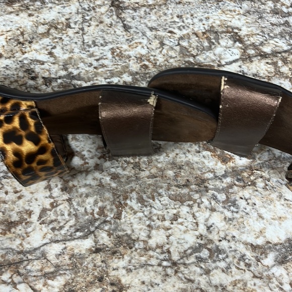 FREE Vionic Camila Slide (read description) - Picture 7 of 10